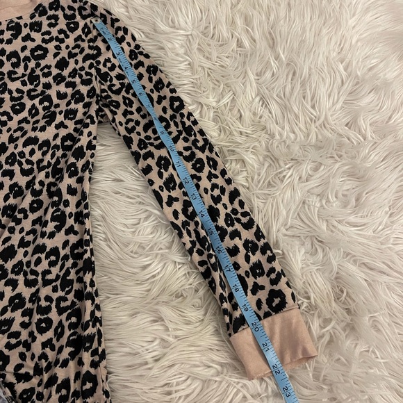 Leopard print | Top - Picture 7 of 16